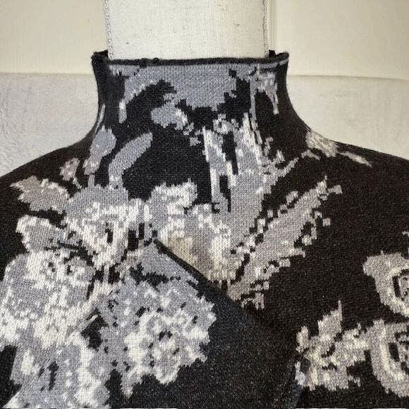 Cynthia Rowley Mock Neck Sweater Black Gray Floral Print Oversized XS - Picture 2 of 9